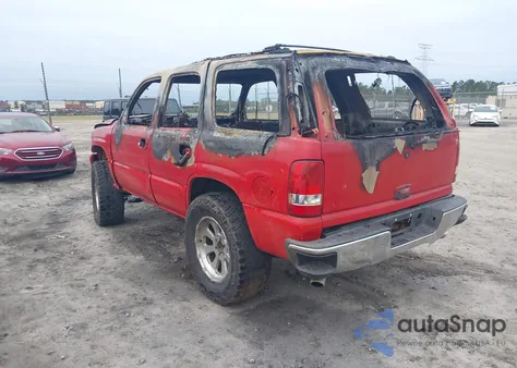 2002 Chevrolet Tahoe Ls z USA, uszkodzony, nr VIN 1GNEC13Z92R299104